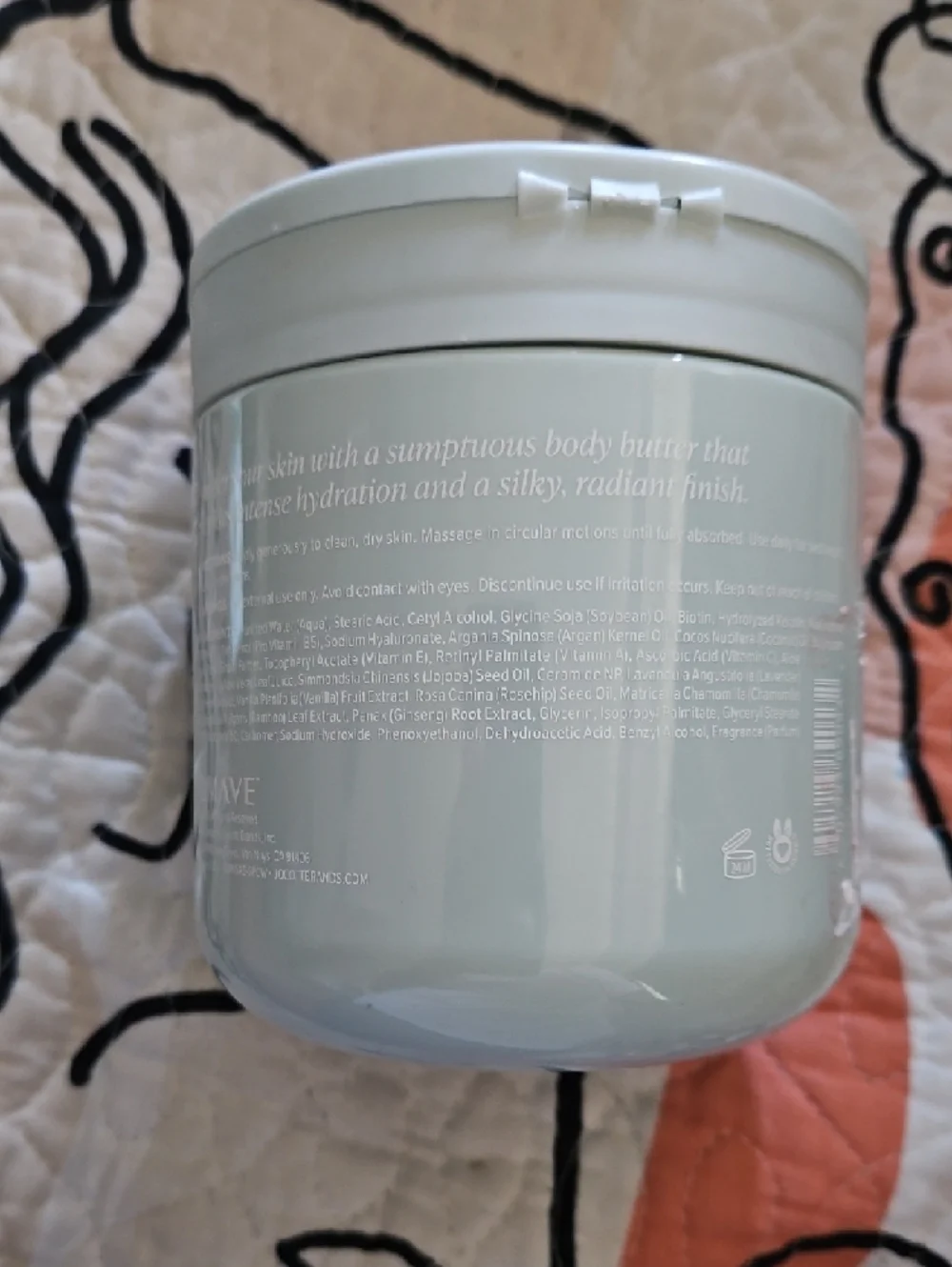 Hydrating Almond & Vanilla Body Butter – White